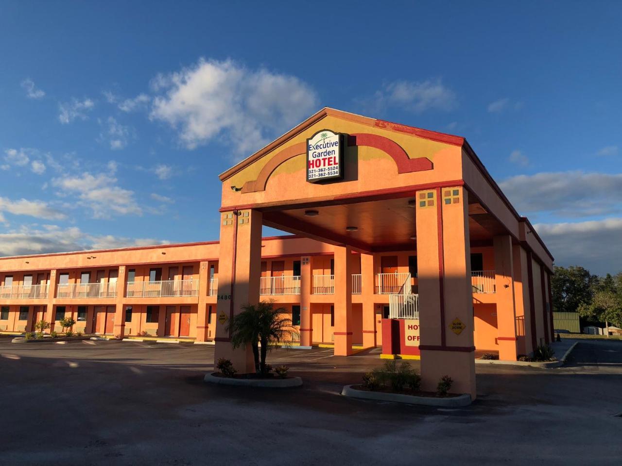 Executive Garden Titusville Hotel Ngoại thất bức ảnh