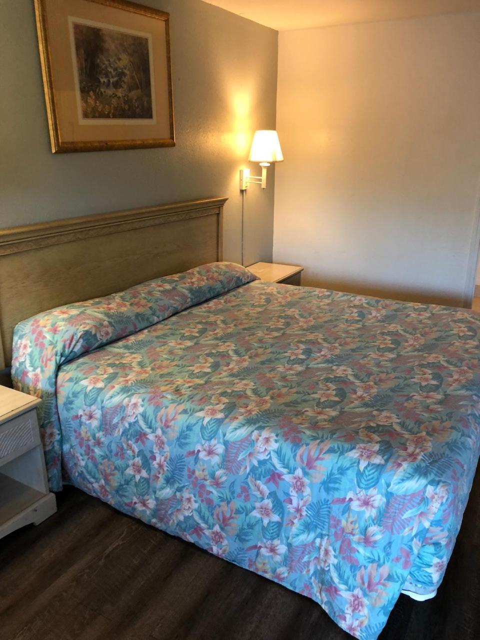 Executive Garden Titusville Hotel Ngoại thất bức ảnh